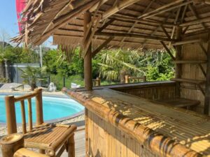 Outdoor Bar aus Bambus