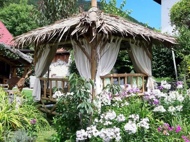 Nachhaltige Gartenmöbel aus Bambus – Naturverbundenheit im heimischen Garten