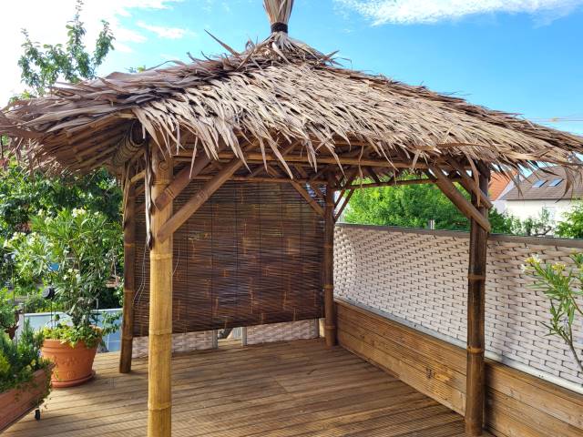 Garten Pavillon aus Bambus auf Dachterrasse