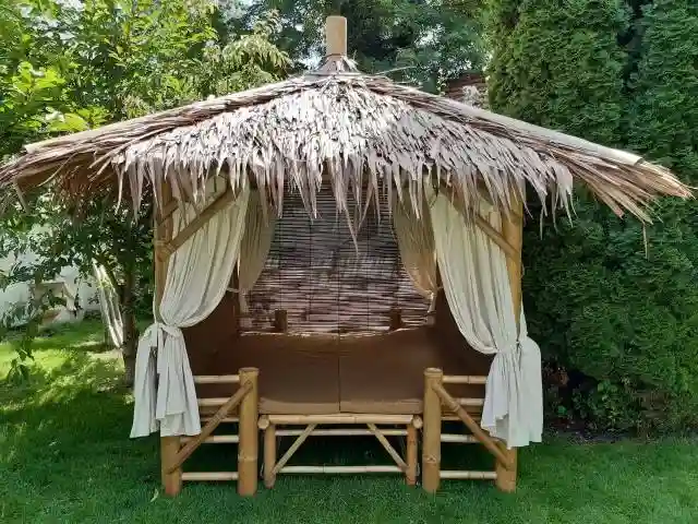 Outdoor Daybeds