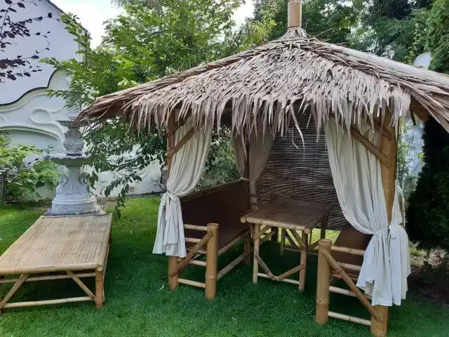 Outdoor Daybeds
